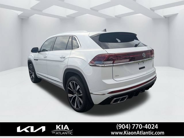 Used 2025 Volkswagen Atlas Cross Sport SEL Premium R-Line AWD/4WD image 5