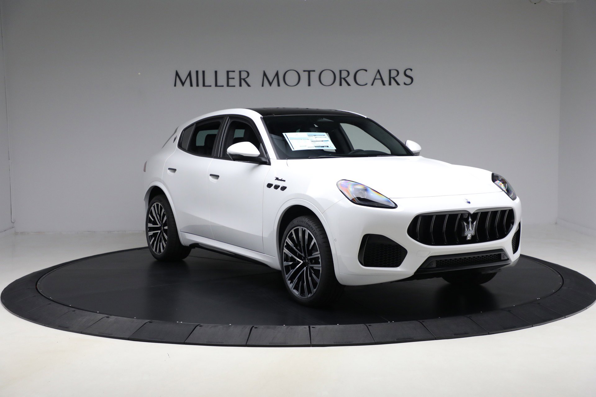 New 2025 Maserati Grecale Modena image 11