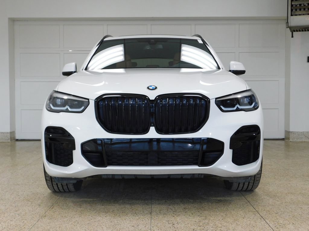 Used 2022 BMW X5 xDrive40i image 3