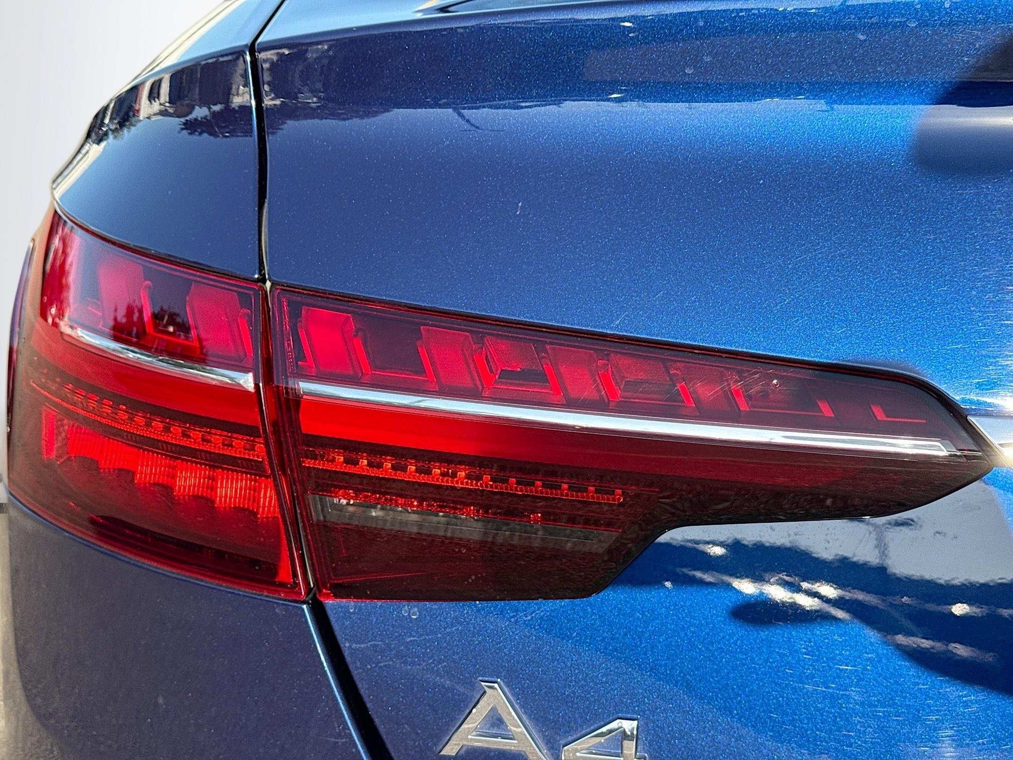 Used 2024 Audi A4 2.0T Premium w/ Convenience Package image 10