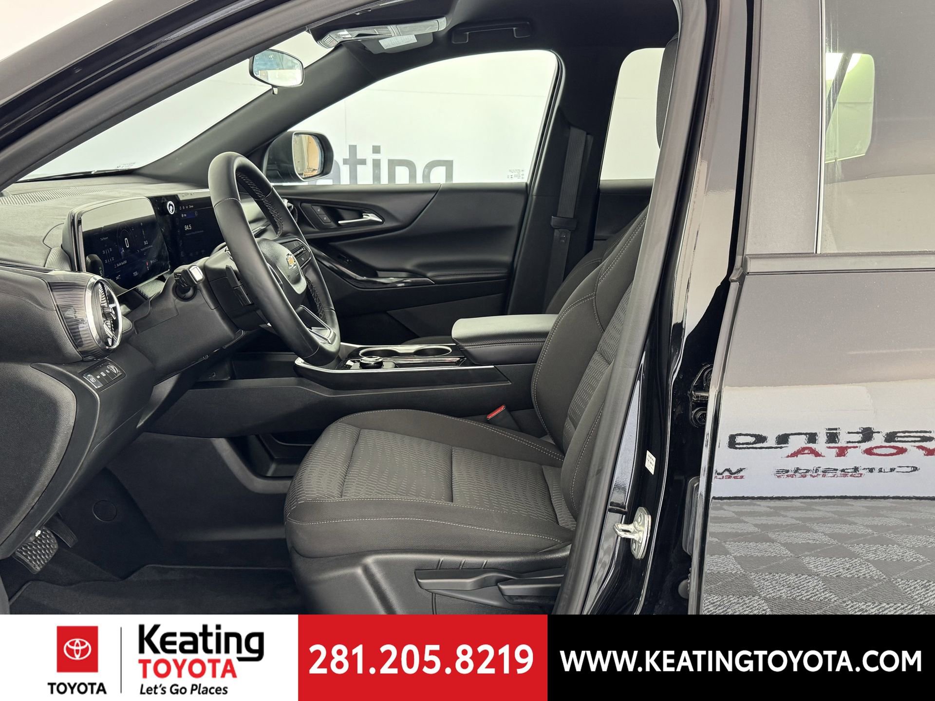 Used 2026 Chevrolet Equinox LT image 14