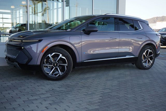 New 2025 Chevrolet Equinox EV LT image 4