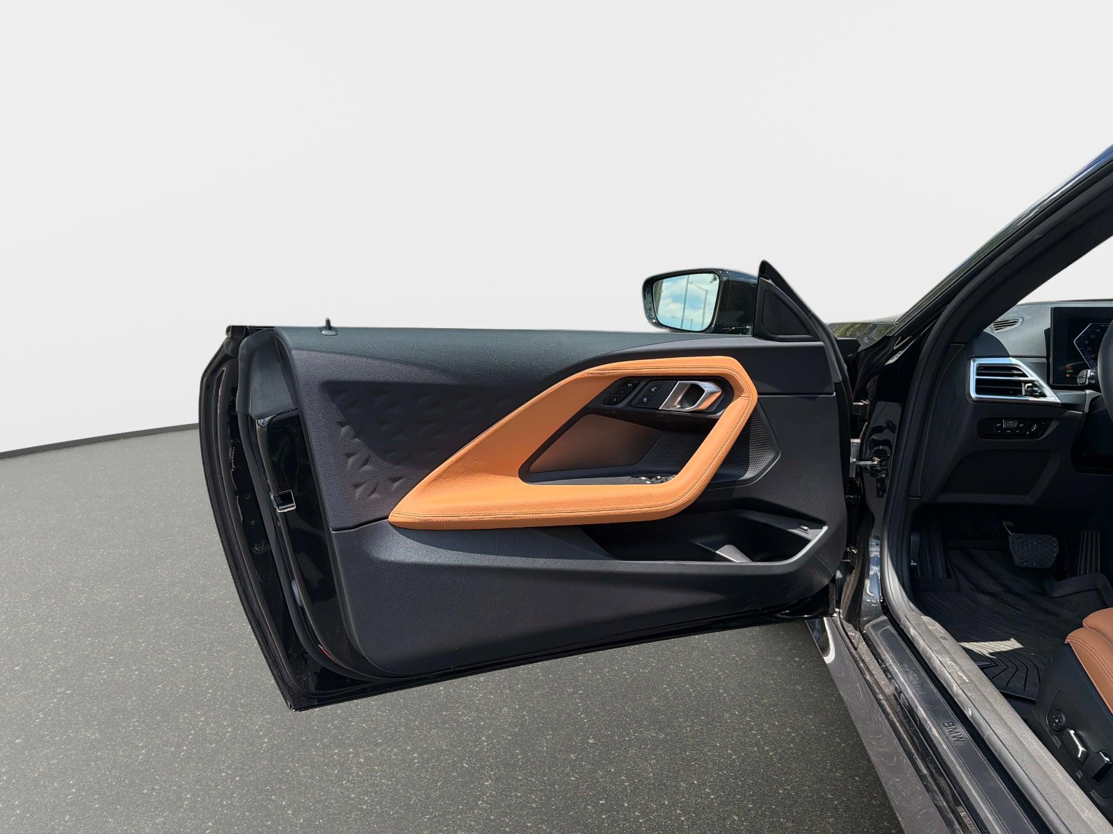 Used 2025 BMW 230i Coupe w/ Premium Package RWD image 26