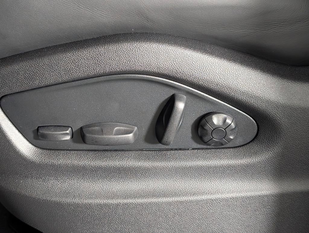 New 2026 Porsche Cayenne Coupe image 29