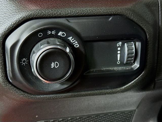 Used 2023 Jeep Wrangler Unlimited Rubicon w/ Cold Weather Group image 10