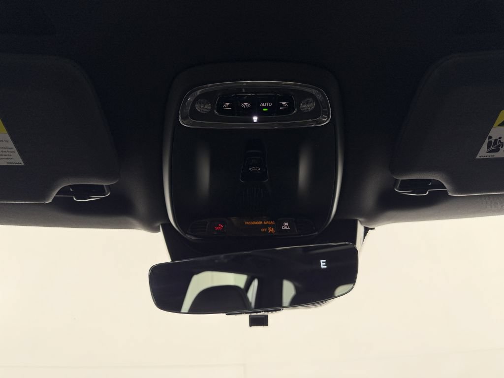 Used 2018 Volvo XC90 T6 R-Design w/ Convenience Package AWD/4WD image 31
