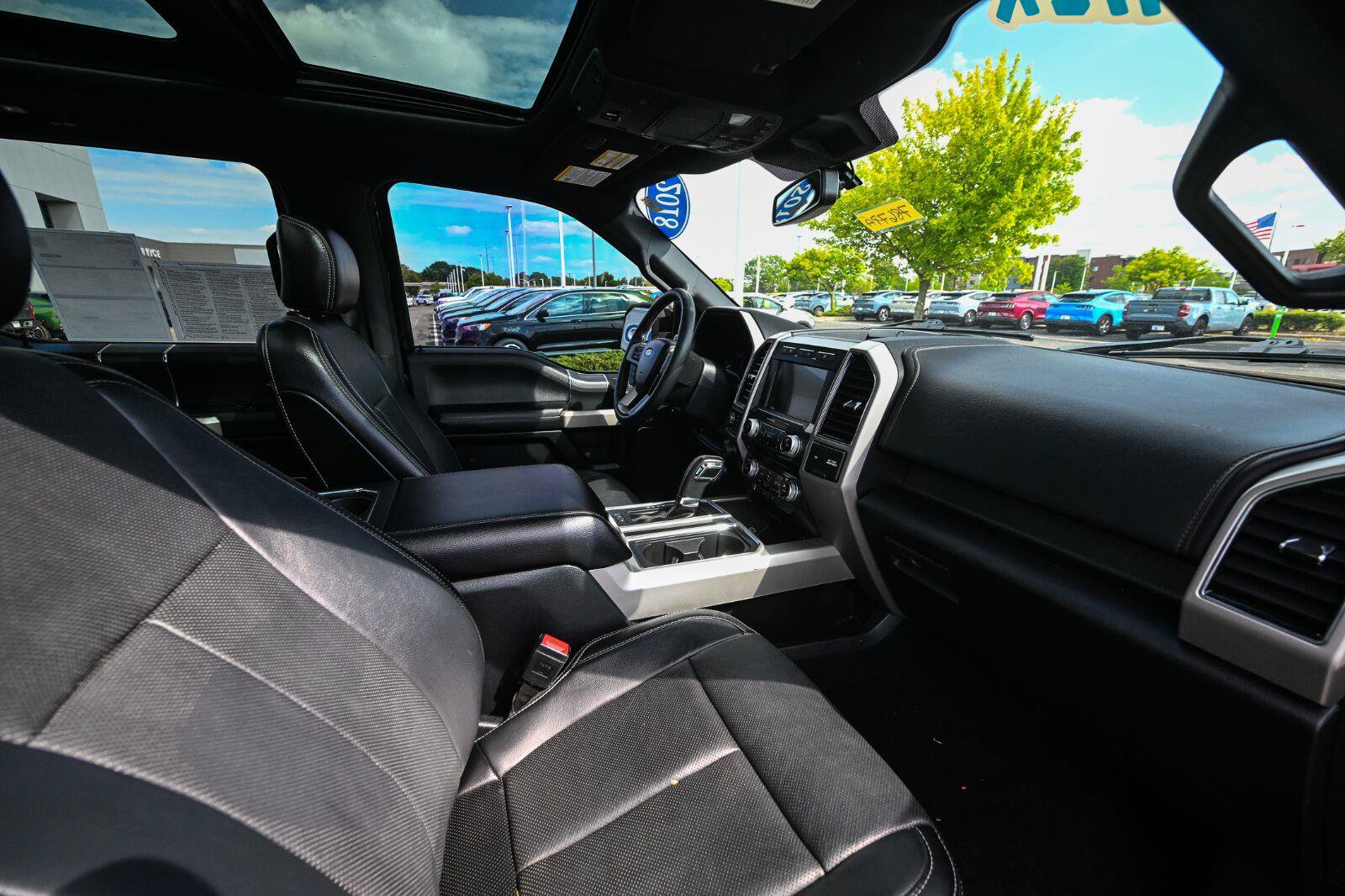 Certified 2018 Ford F150 Lariat w/ Equipment Group 502A Luxury AWD/4WD image 24