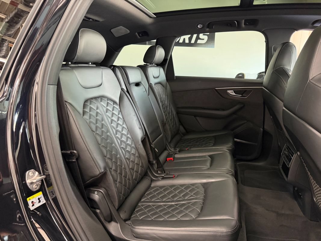 Used 2021 Audi SQ7 Premium Plus AWD/4WD image 45
