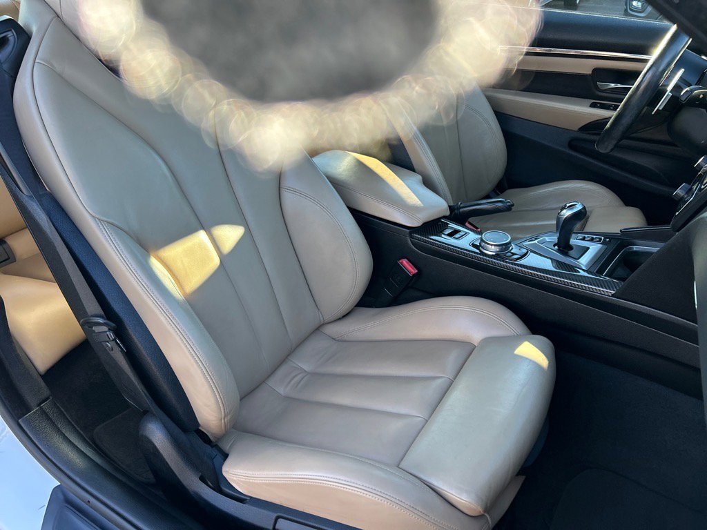Used 2016 BMW M4 Convertible image 15