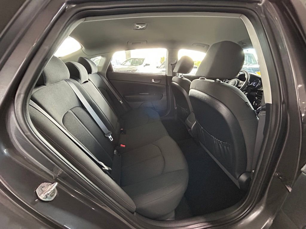 Used 2018 Kia Optima LX image 36
