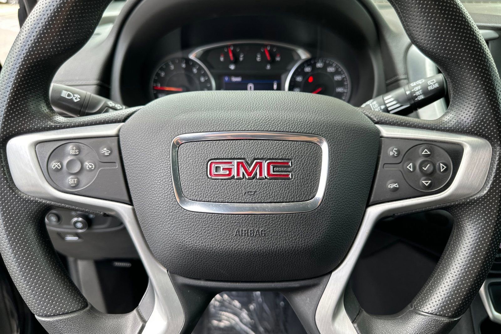 Used 2022 GMC Terrain SLE w/ Driver Convenience Package FWD image 24