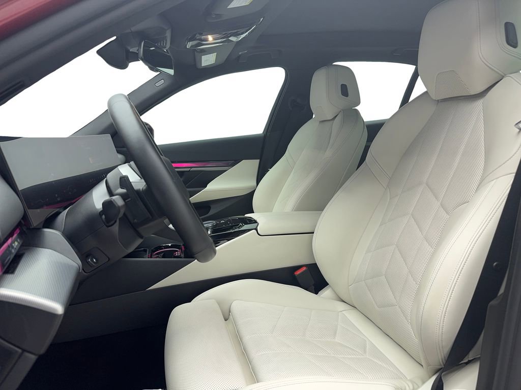 Used 2025 BMW i5 eDrive40i w/ M Sport Package RWD image 33