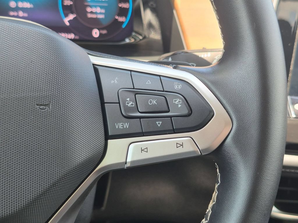 Used 2025 Volkswagen Atlas SE FWD image 22
