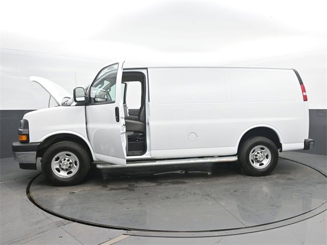 Used 2024 Chevrolet Express 2500 w/ Driver Convenience Package image 43