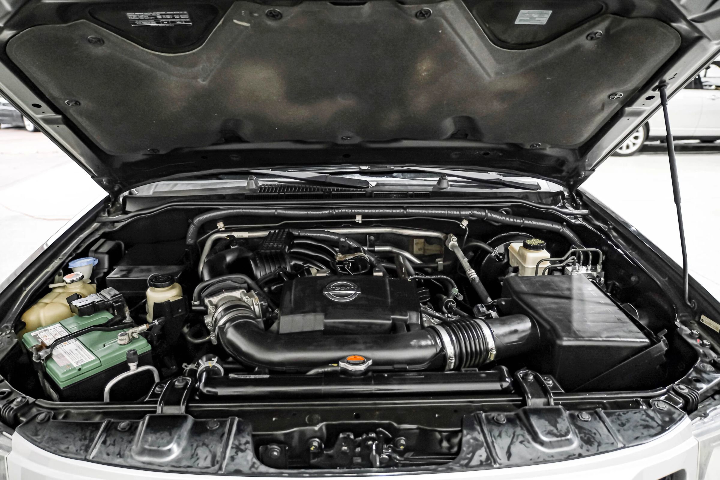 Used 2015 Nissan Xterra X AWD/4WD image 49