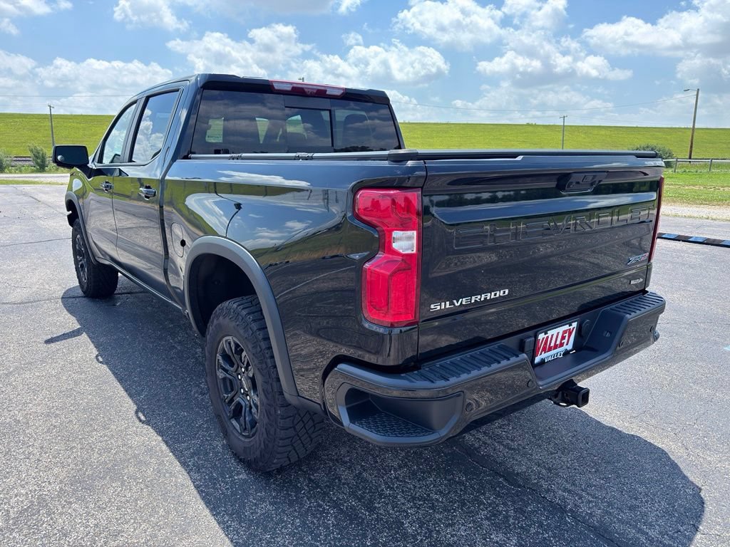 Used 2024 Chevrolet Silverado 1500 ZR2 w/ Technology Package AWD/4WD image 22