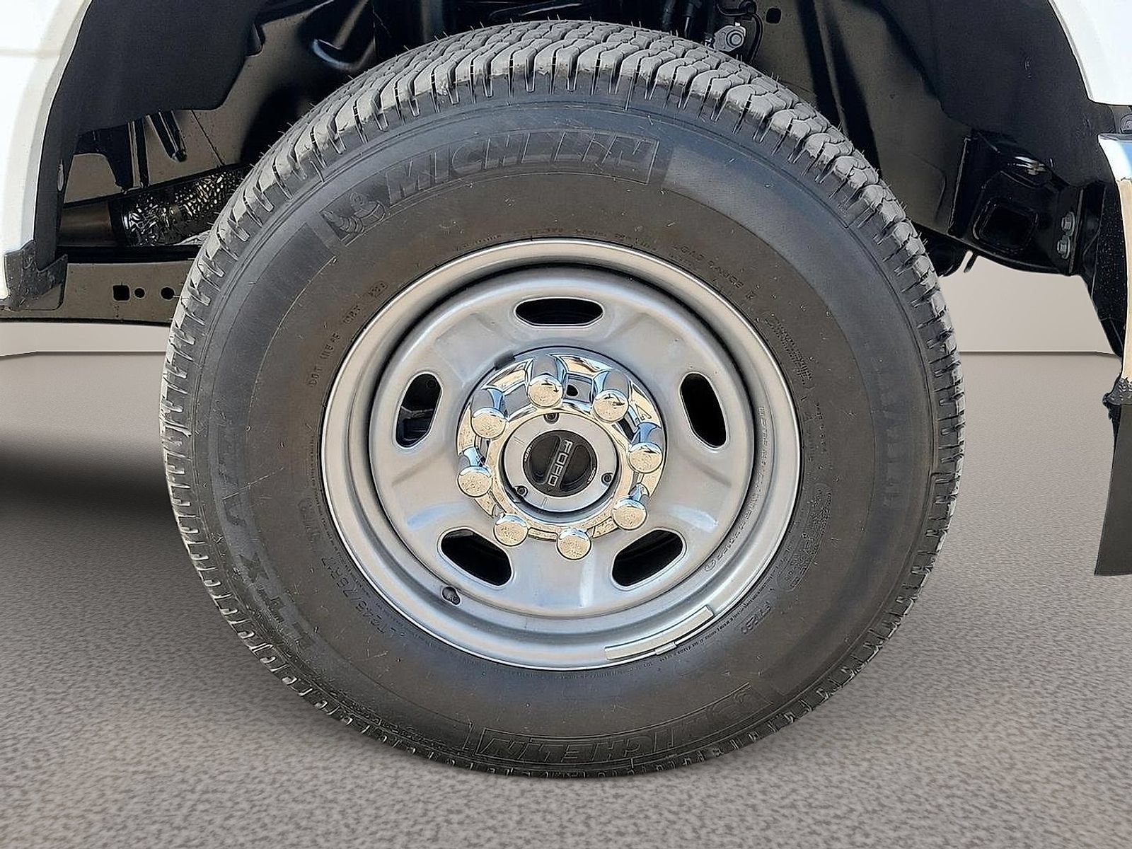 New 2027 Ford F250 XL w/ FX4 Off-Road Package AWD/4WD image 7