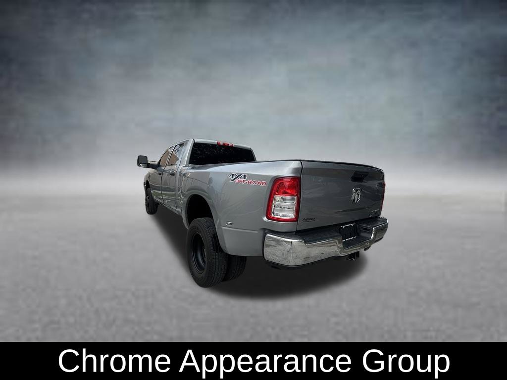 Used 2024 RAM 3500 Tradesman w/ Chrome Appearance Group AWD/4WD image 5
