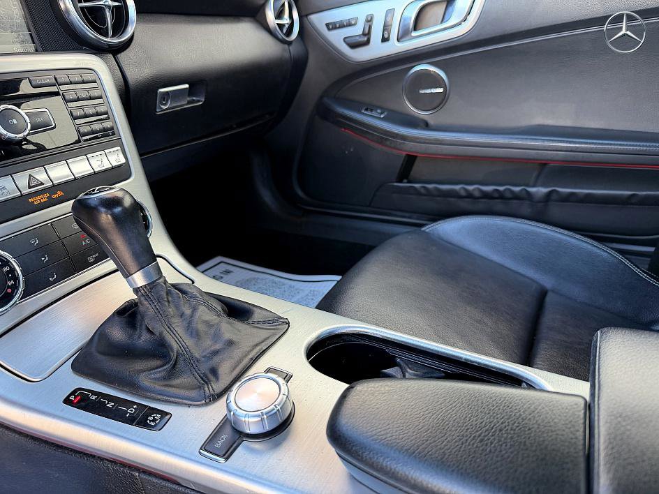 Used 2013 Mercedes-Benz SLK 250 w/ Premium I Pkg image 26