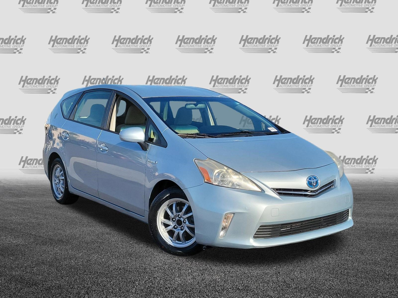 Used 2013 Toyota Prius V Two FWD image 2