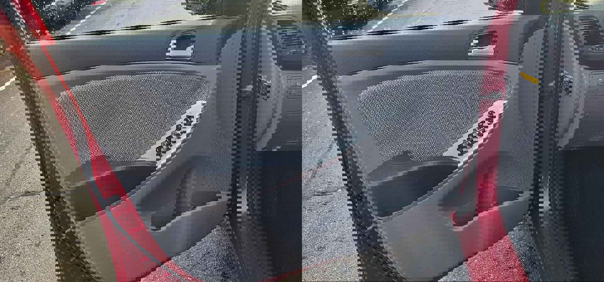 Used 2014 Hyundai Accent GLS image 9