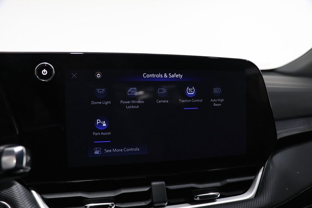 Used 2025 Chevrolet Equinox LT FWD image 23