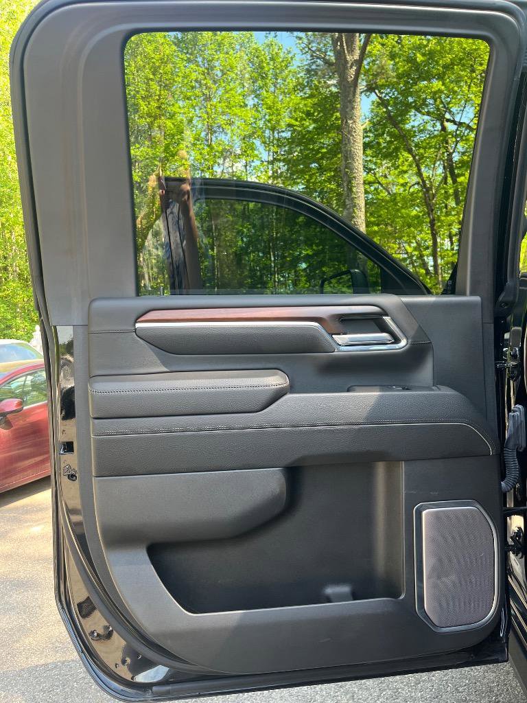 Used 2024 GMC Sierra 2500 Denali w/ Denali Reserve Package AWD/4WD image 34