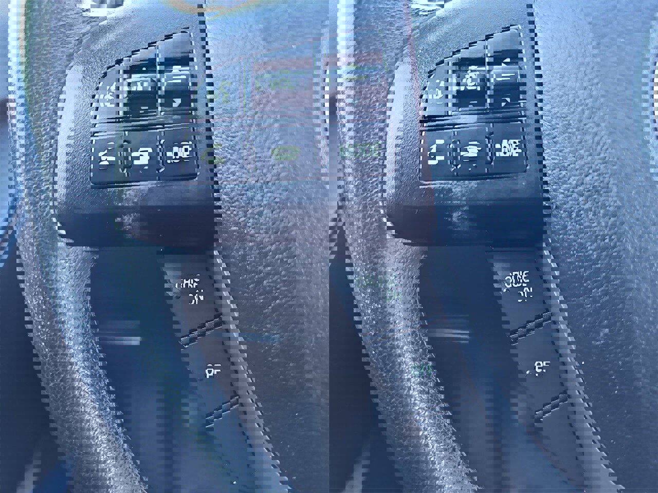 Used 2012 MAZDA MAZDA3 i Touring image 16