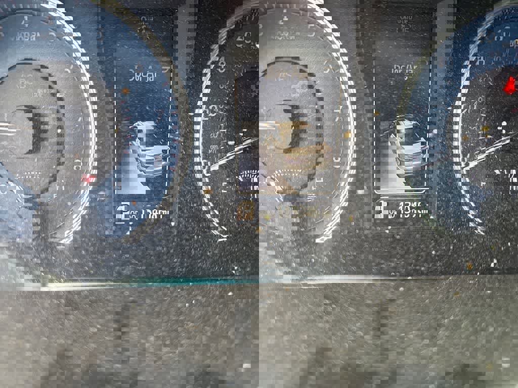 Used 2017 Toyota Camry LE image 14