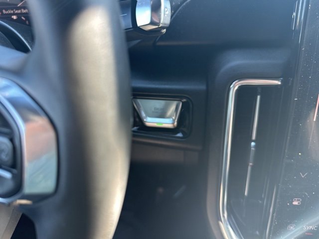 Certified 2025 GMC Yukon Denali w/ LPO, Floor Liner Package image 27