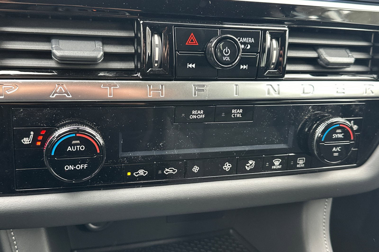 New 2026 Nissan Pathfinder SV image 21