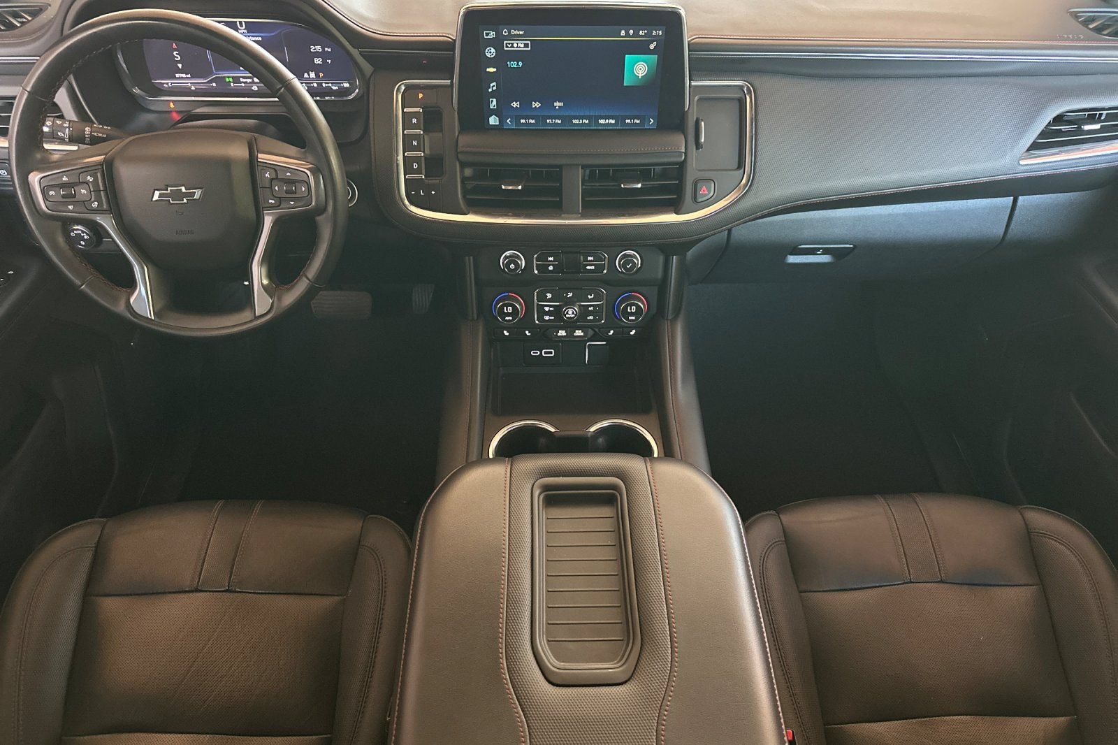 Used 2024 Chevrolet Suburban RST w/ Luxury Package AWD/4WD image 18