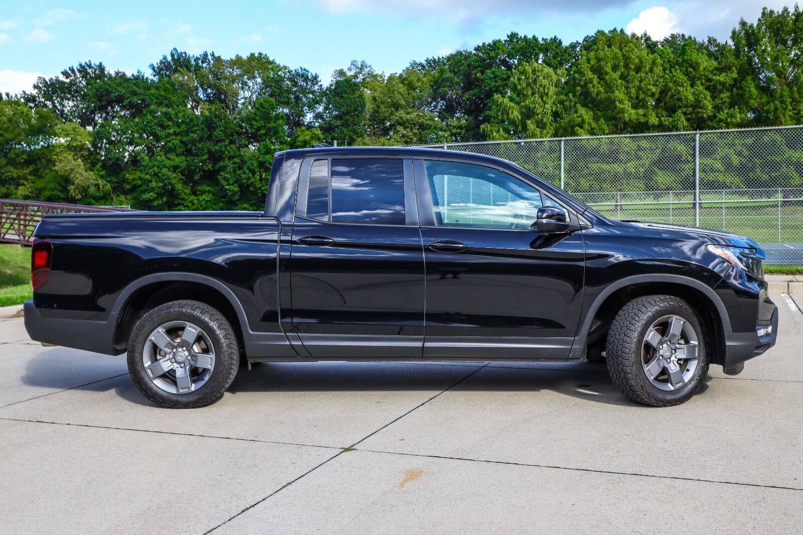 Used 2024 Honda Ridgeline TrailSport image 5