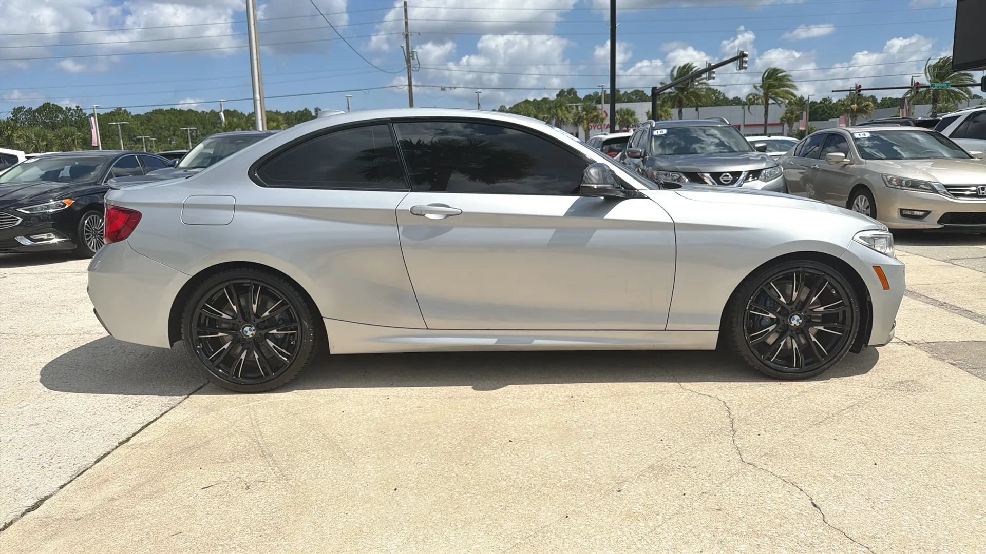 Used 2015 BMW M235i Coupe RWD image 6