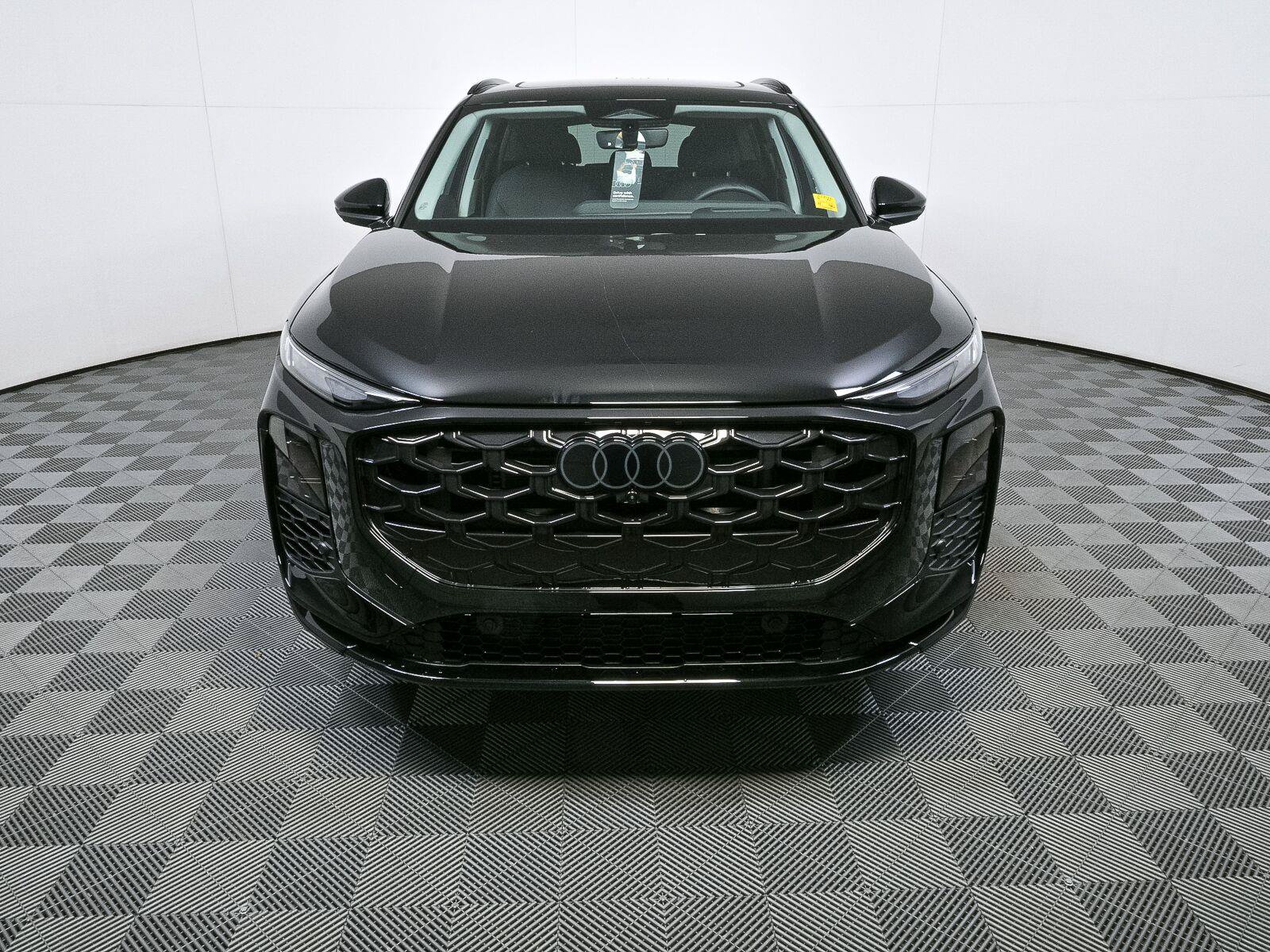 New 2026 Audi Q3 quattro 2.0T AWD/4WD image 37