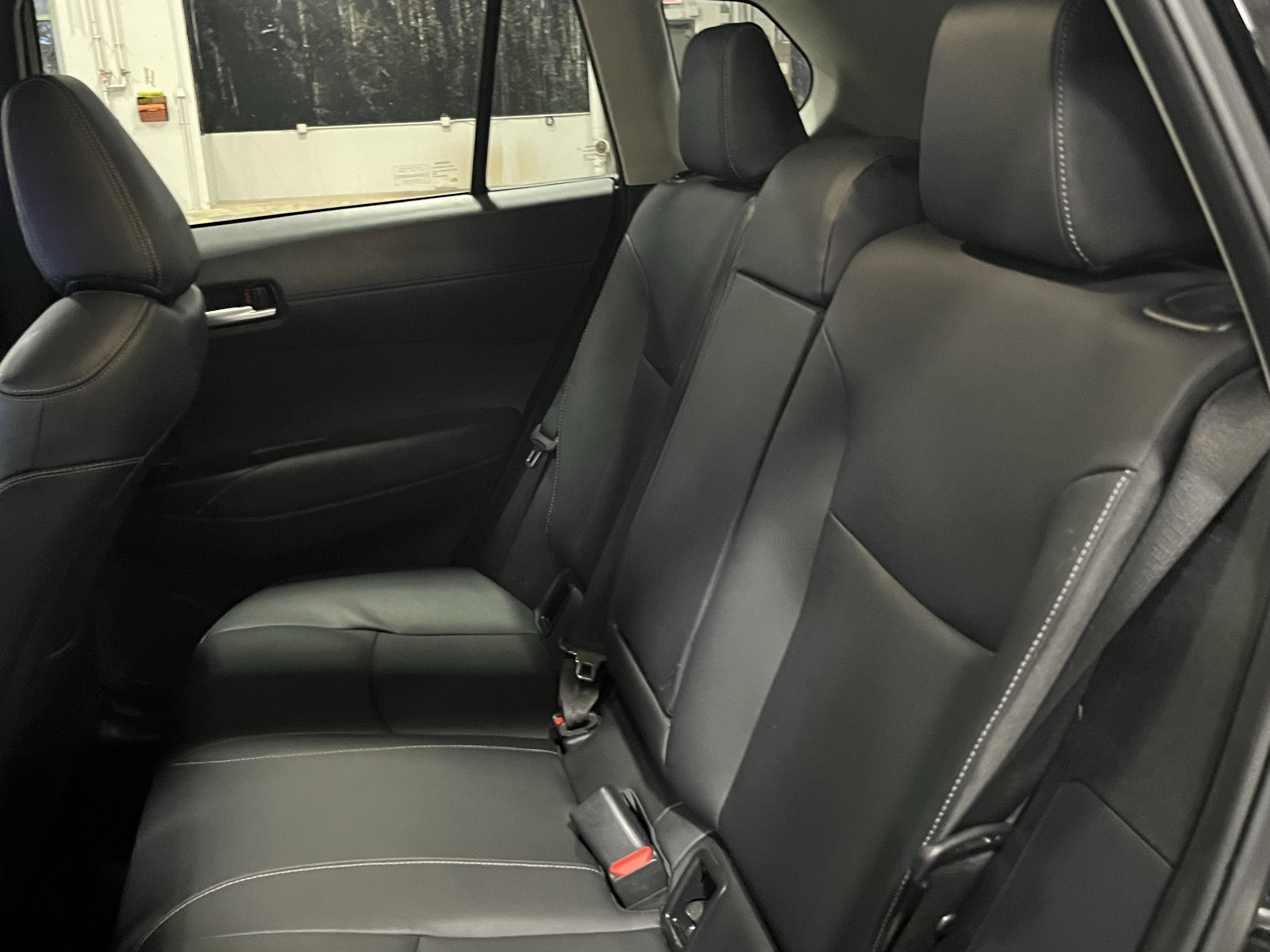 Used 2024 Toyota Corolla Cross XLE image 14