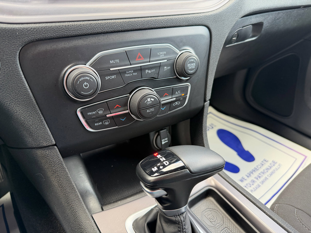 Used 2023 Dodge Charger SXT w/ Cold Weather Package image 16