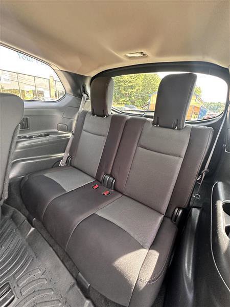 Used 2017 Nissan Pathfinder SV w/ Trailer Tow Package AWD/4WD image 15