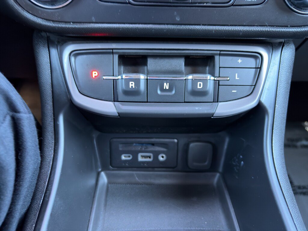 Used 2023 GMC Terrain AT4 AWD/4WD image 14