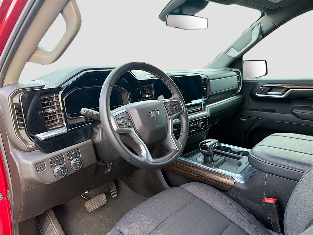 Used 2024 Chevrolet Silverado 1500 RST w/ Convenience Package II image 9