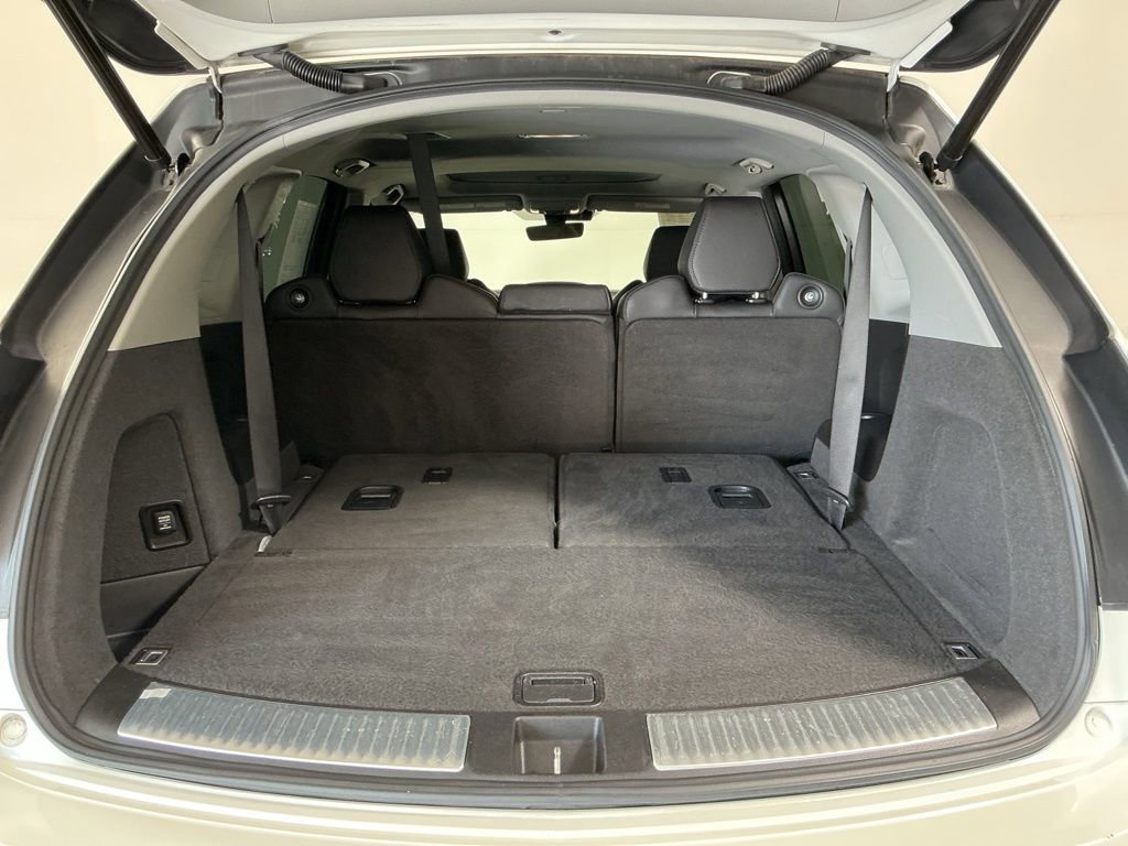 Used 2017 Acura MDX FWD w/ Technology Package image 29