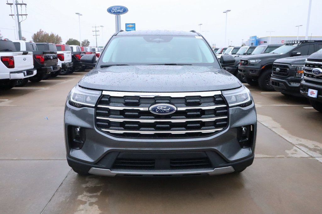 New 2026 Ford Explorer Active w/ Active Comfort Package image 8