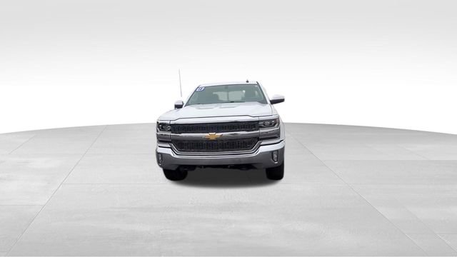 Used 2018 Chevrolet Silverado 1500 LTZ w/ Sport Package image 3