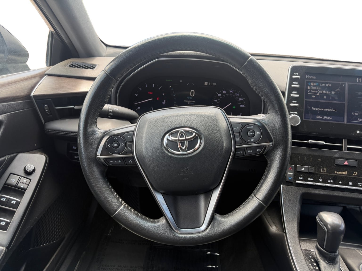 Used 2022 Toyota Avalon XLE FWD image 13