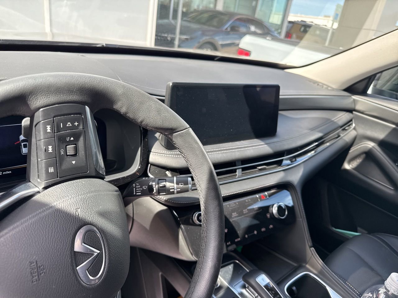 Used 2024 INFINITI QX60 Luxe image 9