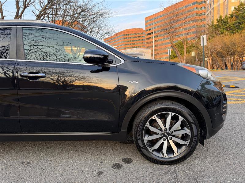 Used 2017 Kia Sportage EX w/ EX Technology Package image 5