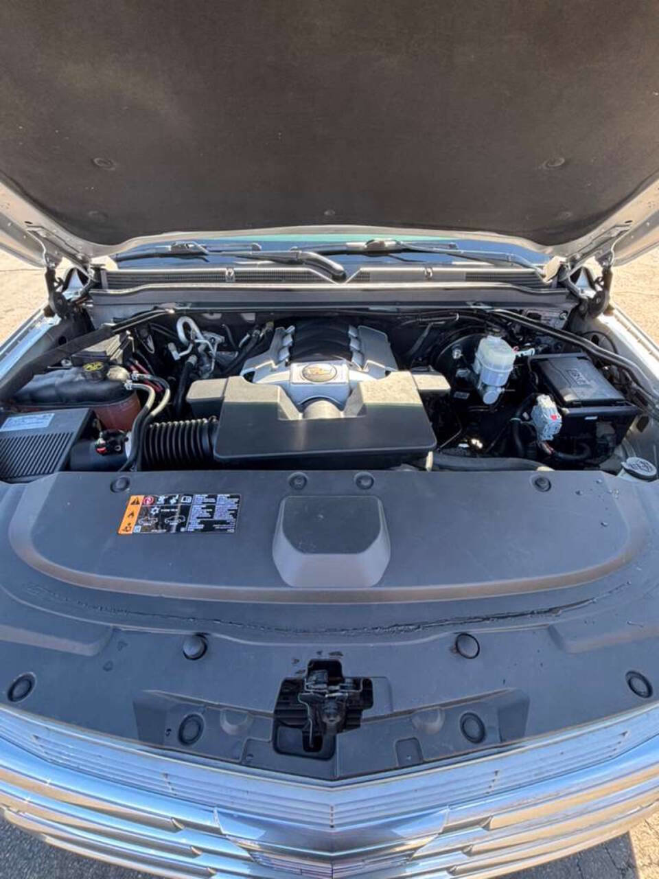 Used 2019 Cadillac Escalade ESV Luxury w/ LPO, Radiant Package image 34