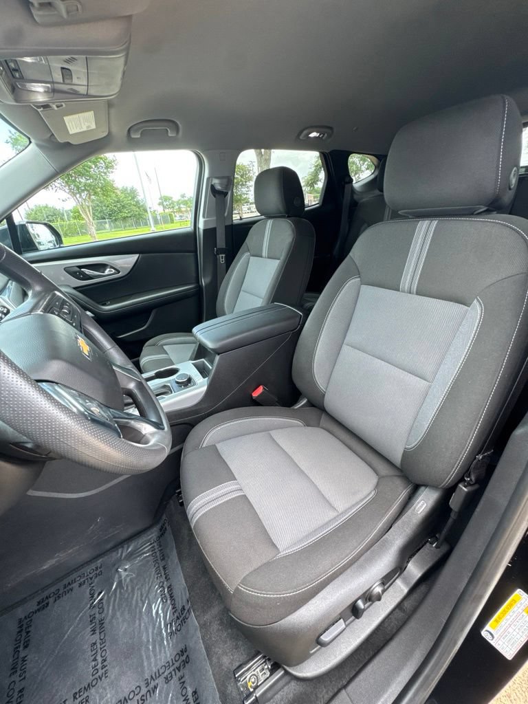 Used 2024 Chevrolet Blazer LT w/ Convenience Package FWD image 6