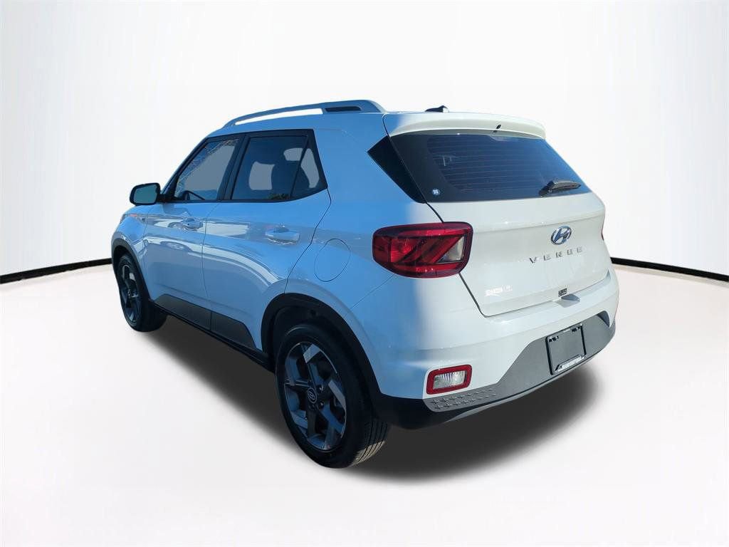 New 2026 Hyundai Venue SEL image 7