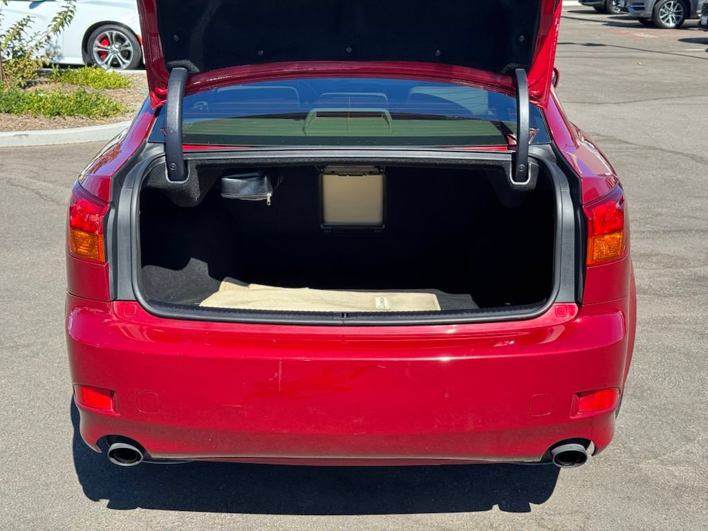 Used 2008 Lexus IS 250 w/ Premium Pkg RWD image 21